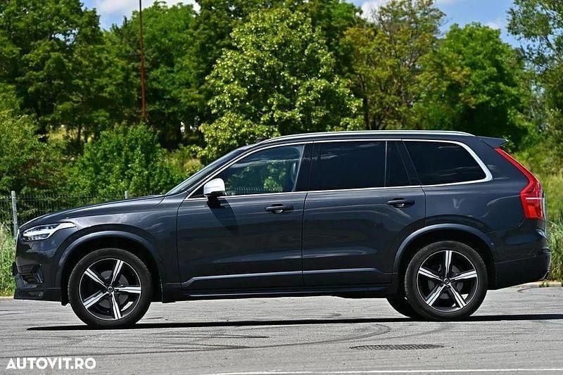 Gri Utilizat 2017 Volvo XC90 R-Design SUV | 26.490 EUR (Preț OK) - Imagine 1/4