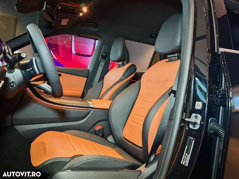 Nouă Mercedes GLC220 197 CP (144 kW) 2025 Culoarenegru SUV