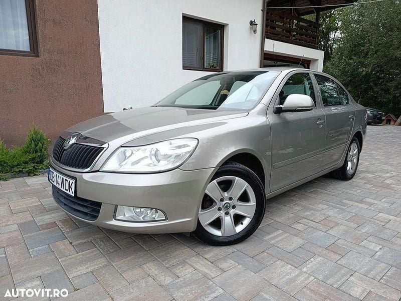 Culoaremaro Utilizat 2009 Skoda Octavia Berlinǎ | 4.999 EUR (Puțin scump) - Imagine 1/4