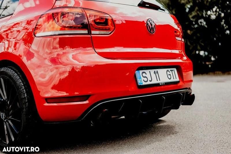 Second-hand VW Golf VI 210 CP (154 kW) 2011 Culoarerosu Hatchback