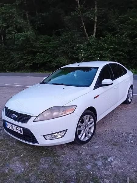 Second-hand Ford Mondeo 140 CP (102 kW) 2010 Berlinǎ