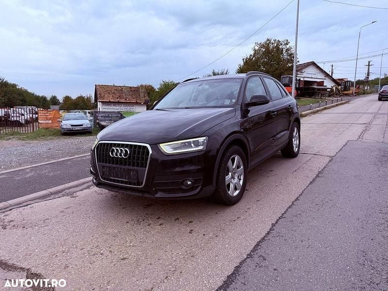 Culoarenegru Utilizat 2014 Audi Q3 Design SUV | 9.490 EUR (Puțin scump) - Imagine 1/4