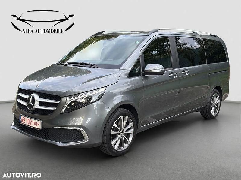 Culoaregri Utilizat 2022 Mercedes V300 Avantgarde Edition Monovolum | 48.900 EUR (Scump) - Imagine 1/4