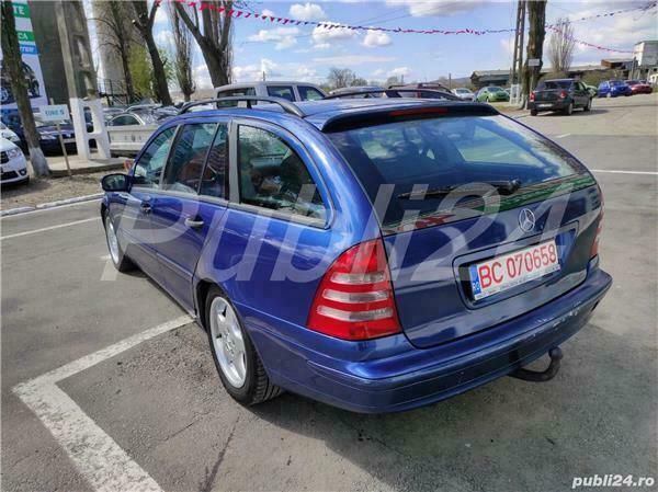 Second-hand Mercedes C220 143 CP (105 kW) 2003 Albastru Break