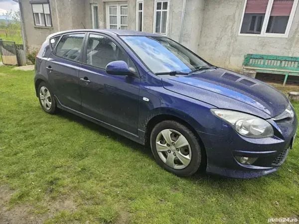 Second-hand Hyundai i30 80 CP (58 kW) 2012 Berlinǎ