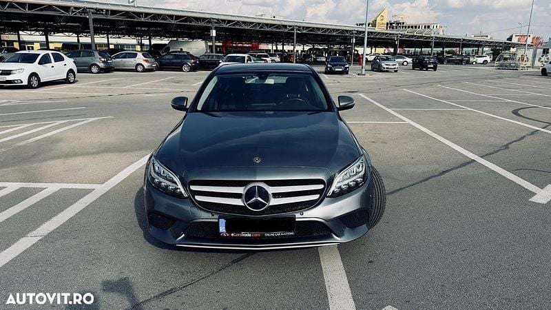 Culoaregri Utilizat 2019 Mercedes C180 Exclusive Berlinǎ | 19.800 EUR (Preț OK) - Imagine 1/4