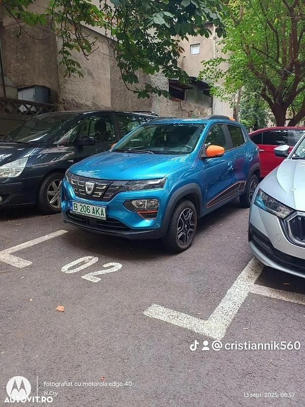 Culoarealbastru Utilizat 2021 Dacia Spring Hatchback | 7.000 EUR (Preț OK) - Imagine 1/4
