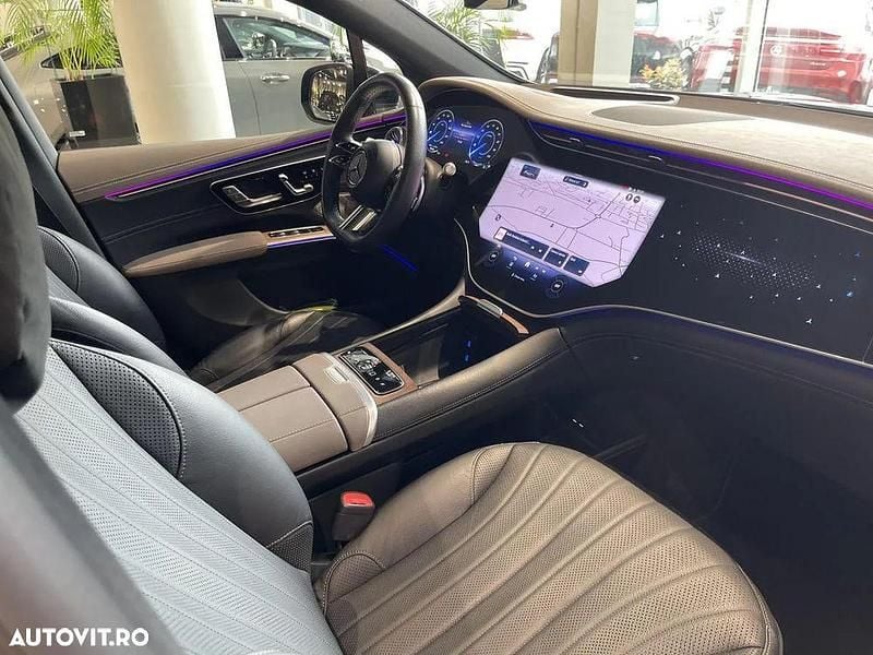 Second-hand Mercedes EQS450+ AMG line 264 kW (360 CP) 2022 Verde SUV