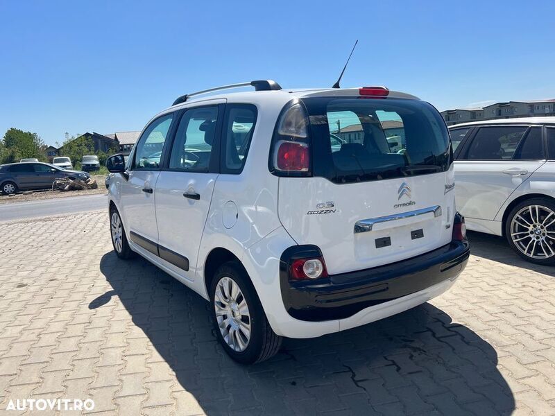 Second-hand Citroën C3 Picasso Seduction 92 CP (67 kW) 2014 Alb Monovolum