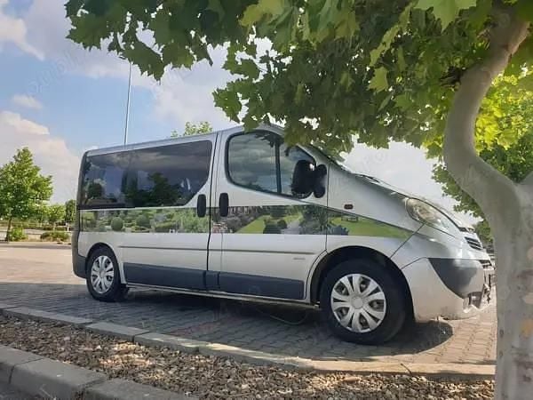 Second-hand Opel Vivaro 115 CP (84 kW) 2008 Monovolum