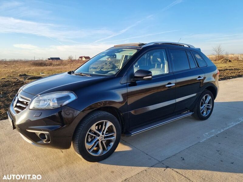 Negru Utilizat 2012 Renault Koleos Bose Edition SUV | 7.600 EUR (Preț OK) - Imagine 1/4
