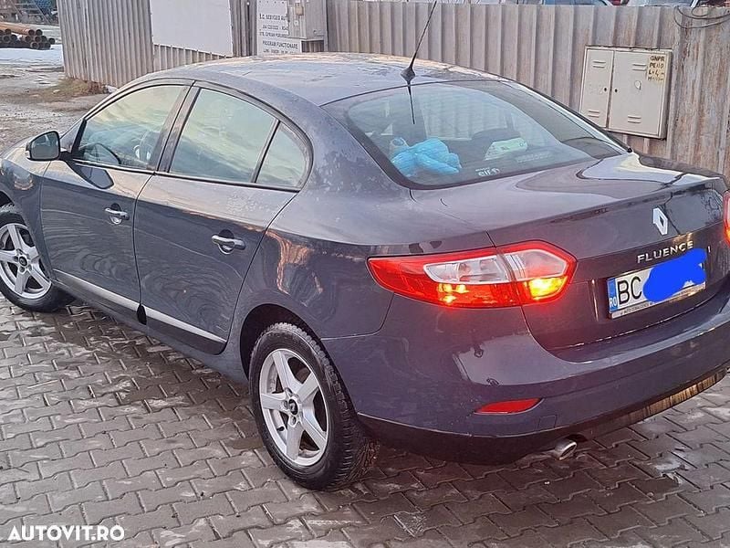 Second-hand Renault Fluence Dynamique 110 CP (80 kW) 2014 Culoarealbastru Berlinǎ