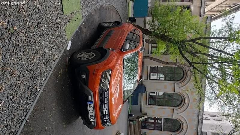 Utilizat 2023 Dacia Duster Journey SUV | 17.400 EUR (Scump) - Imagine 1/4