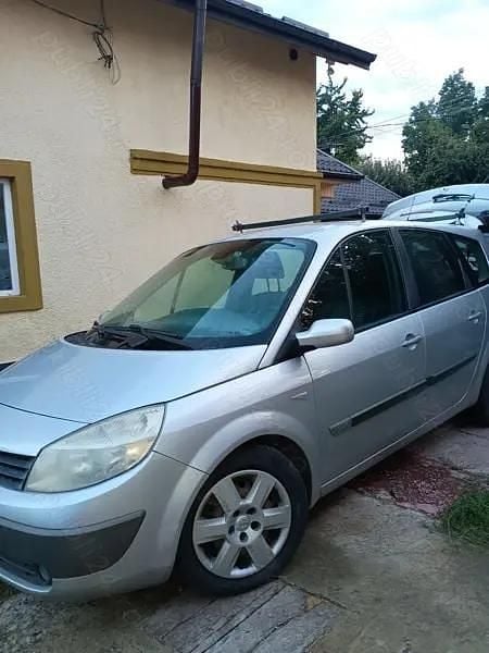 Utilizat 2006 Renault Scénic II SE Monovolum | 850 EUR (Super Preț) - Imagine 1/4