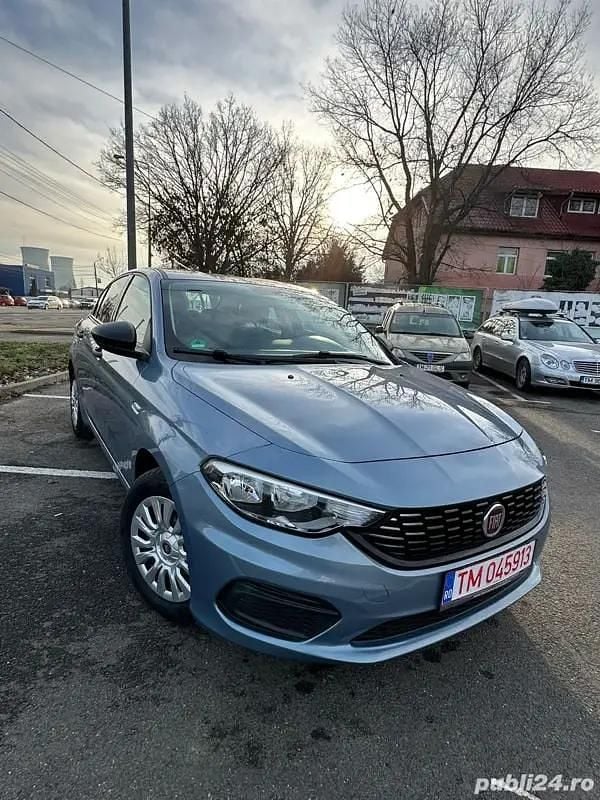 Second-hand Fiat Tipo 95 CP (69 kW) 2017 Berlinǎ