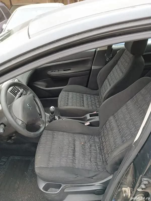 Second-hand Peugeot 307 70 CP (51 kW) 2003 Hatchback