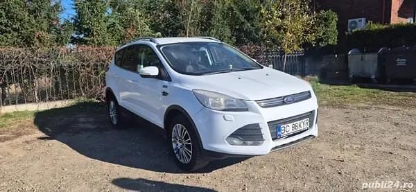 Alb Utilizat 2013 Ford Kuga SUV | 8.200 EUR (Scump) - Imagine 1/4