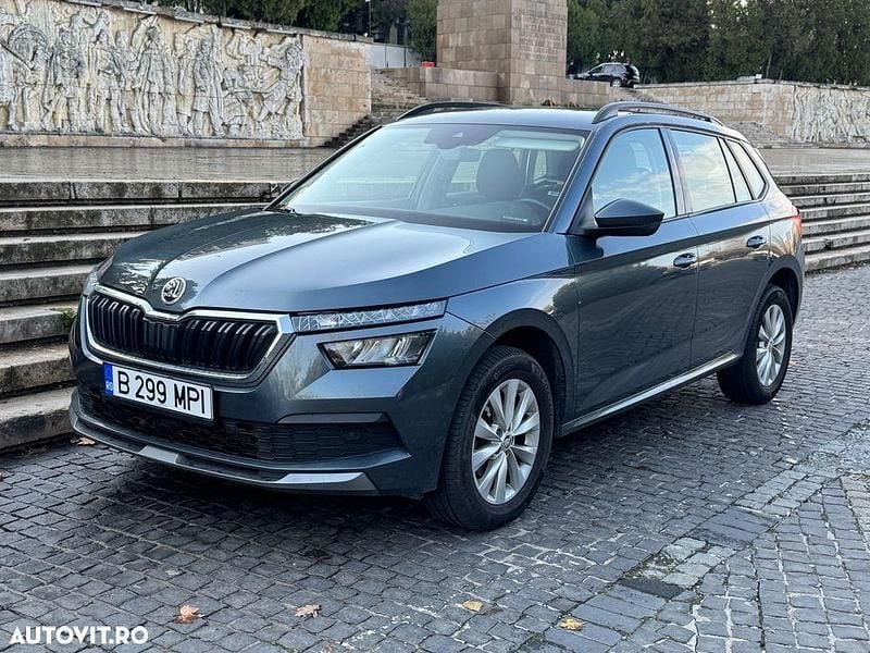 Culoarealbastru Utilizat 2021 Skoda Kamiq Style SUV | 13.790 EUR - Imagine 1/4