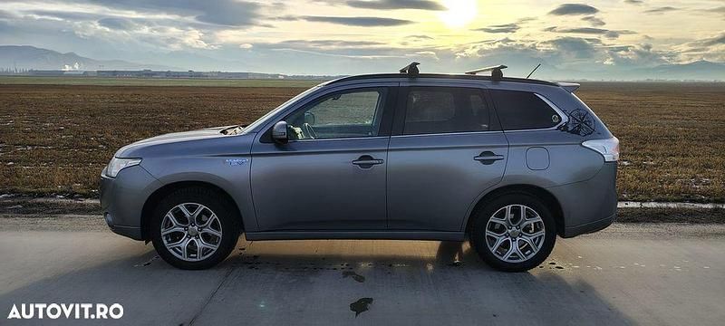 Second-hand Mitsubishi Outlander 121 CP (88 kW) 2014 Culoaregri SUV