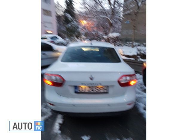 Second-hand Renault Fluence 80 kW (110 CP) 2012 Alb Berlinǎ