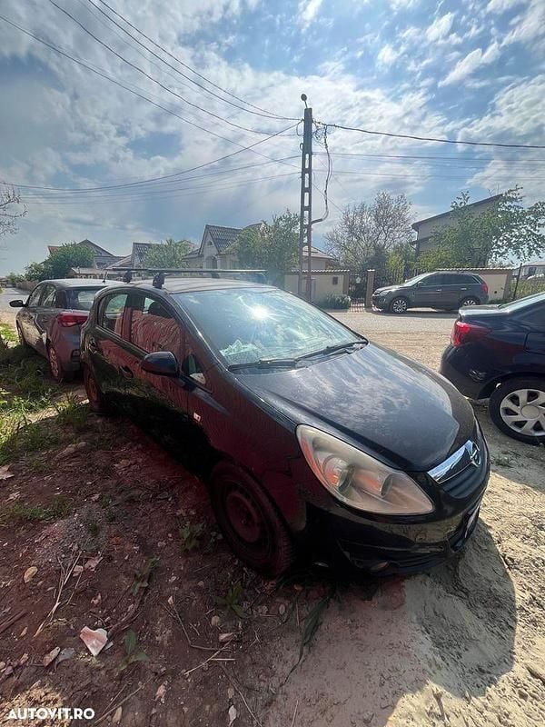 Negru Utilizat 2008 Opel Corsa Enjoy | 1.450 EUR (Preț bun) - Imagine 1/4