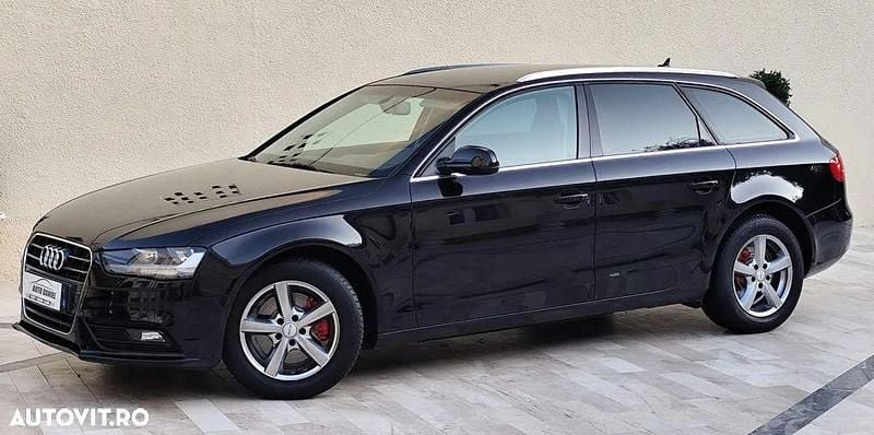 Culoarenegru Utilizat 2012 Audi A4 S-Line Break | 7.490 EUR (Preț bun) - Imagine 1/4