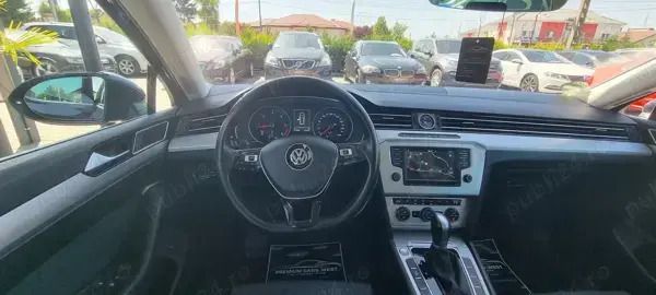 Utilizat 2017 VW Passat Break | 9.650 EUR (Preț bun) - Imagine 1/4