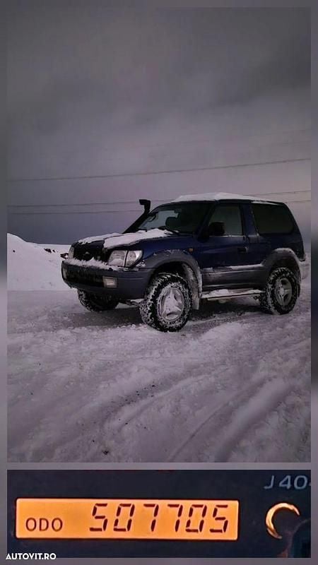 Culoarealbastru Second-hand 2000 Toyota Land Cruiser SUV | 8.790 EUR - Imagine 1/4