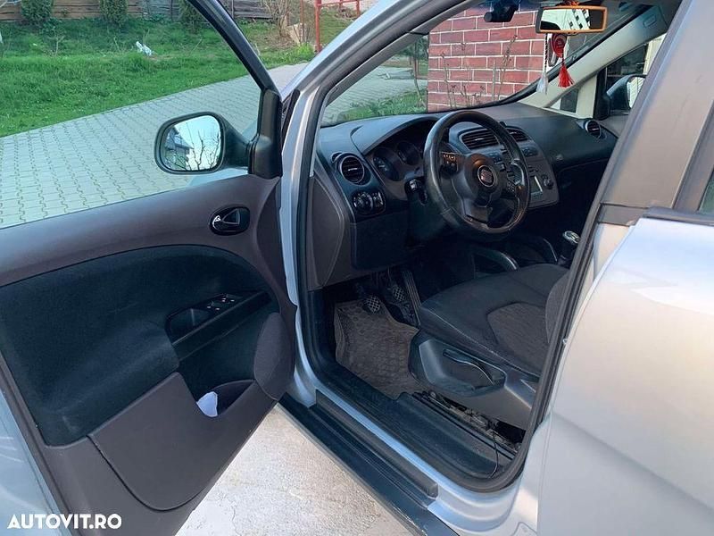 Second-hand Seat Altea XL 170 CP (125 kW) 2008 Culoaregri Monovolum