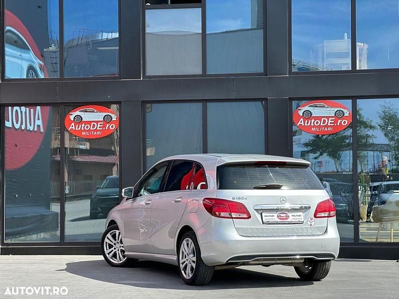 Second-hand Mercedes B180 109 CP (80 kW) 2016 Culoareargint Monovolum
