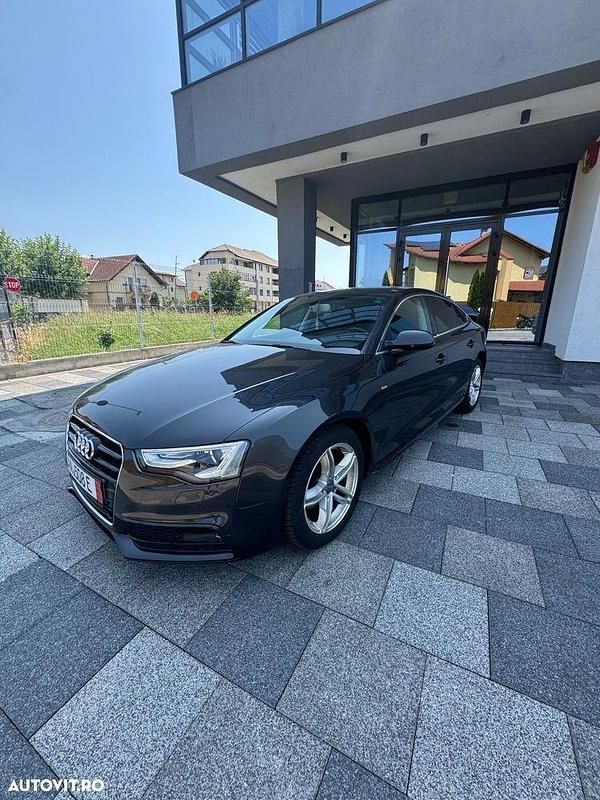 Maro Utilizat 2014 Audi A5 Sportback Hatchback | 11.900 EUR (Super Preț) - Imagine 1/4