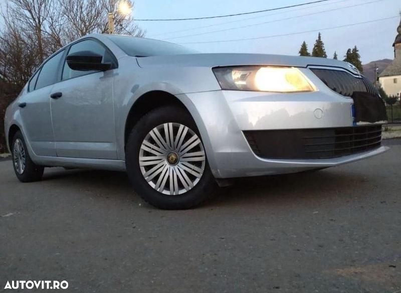 Gri Utilizat 2016 Skoda Octavia Active Berlinǎ | 5.990 EUR (Super Preț) - Imagine 1/4