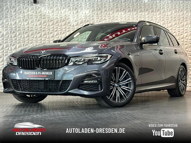 Utilizat 2020 BMW 330e M Sport Break | 32.350 EUR (Scump) - Imagine 1/1
