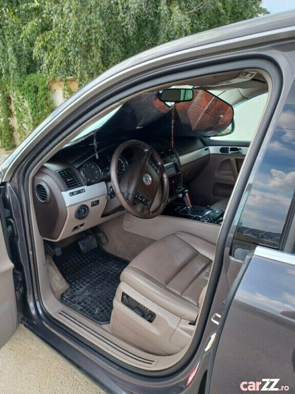 Second-hand VW Touareg 225 CP (165 kW) 2007 Gri SUV