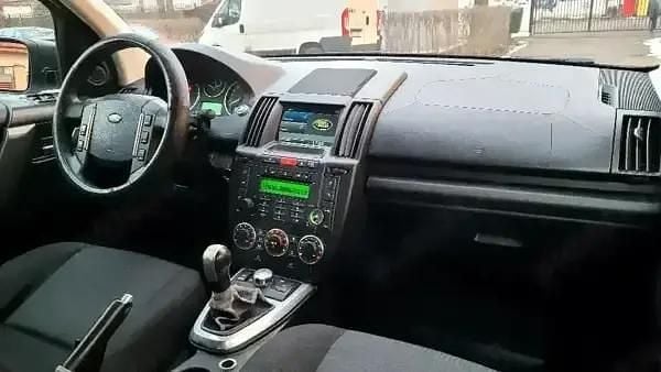 Second-hand Land Rover Freelander 2 170 CP (125 kW) 2010 SUV
