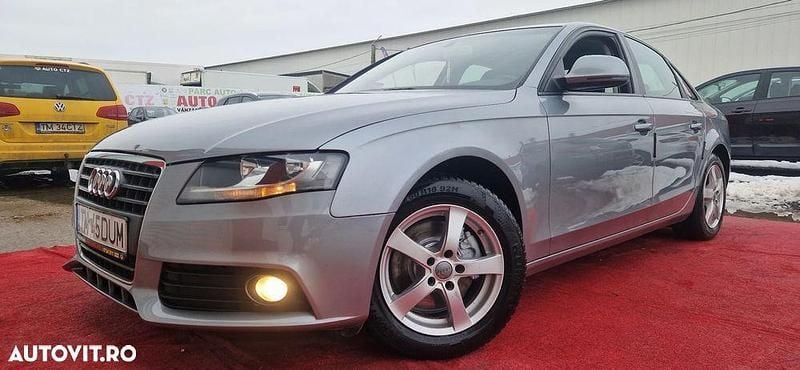 Second-hand Audi A4 120 CP (88 kW) 2009 Culoarealbastru Berlinǎ