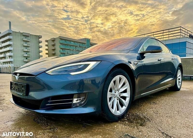 Second-hand Tesla Model S 396 kW (539 CP) 2017 Culoaregri Hatchback