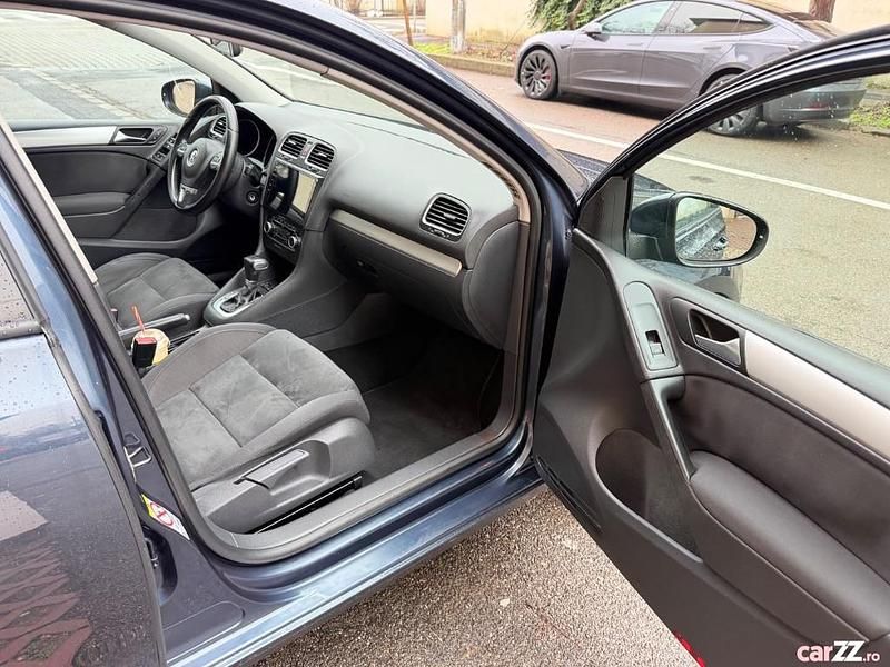 Second-hand VW Golf VI Comfortline 160 CP (117 kW) 2010 Culoarealbastru Hatchback