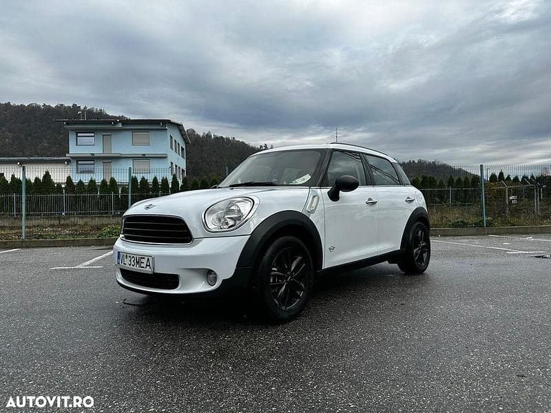 Second-hand Mini One D Countryman 90 CP (66 kW) 2012 Culoarealb SUV