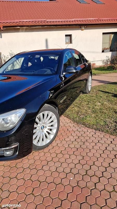 Culoarenegru Utilizat 2015 BMW 750 Berlinǎ | 17.000 EUR (Preț OK) - Imagine 1/4