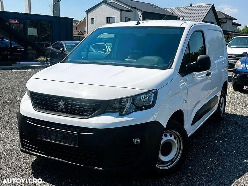 Alb Utilizat 2020 Peugeot Partner Monovolum | 7.990 EUR - Imagine 1/4