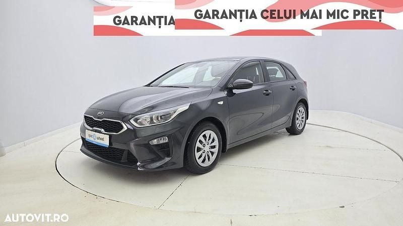 Gri Utilizat 2021 Kia Ceed Best Hatchback | 14.250 EUR (Preț bun) - Imagine 1/3
