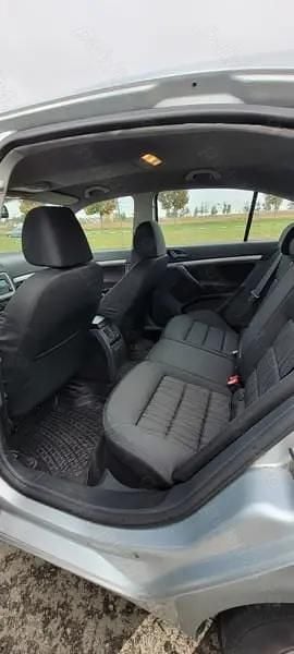Utilizat 2010 Skoda Octavia Hatchback | 4.000 EUR (Preț OK) - Imagine 1/4