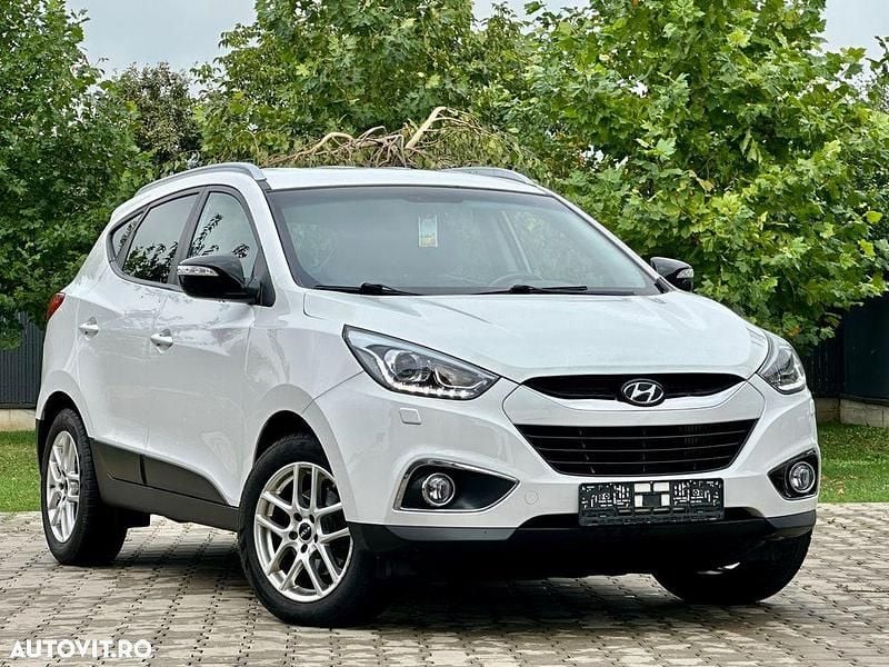 Culoarealb Utilizat 2014 Hyundai ix35 Style SUV | 8.950 EUR (Preț bun) - Imagine 1/4