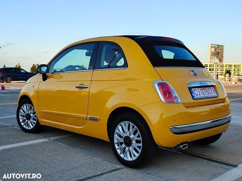 Second-hand Fiat 500 Lounge 69 CP (50 kW) 2014 Culoaregalbeuriu Cabrio
