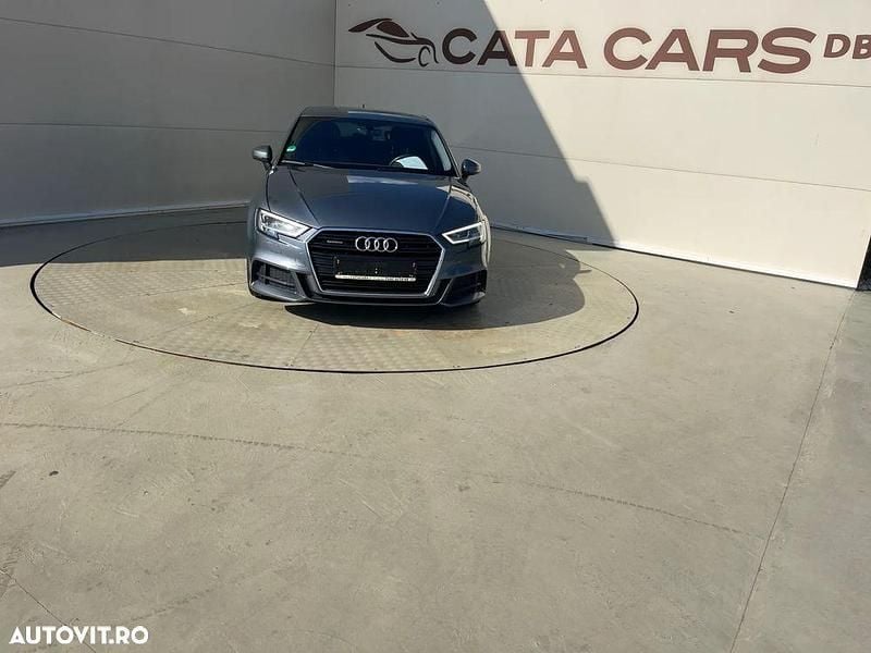 Gri Utilizat 2019 Audi A3 Sportback S-Line Hatchback | 15.125 EUR - Imagine 1/4