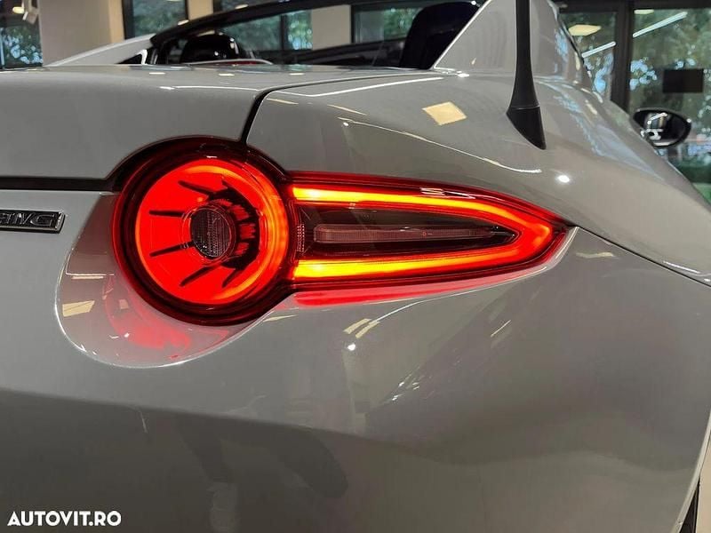 Nouă Mazda MX5 Exclusive-Line 132 CP (97 kW) 2025 Culoaregri Cabrio