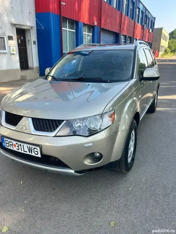 Utilizat 2008 Mitsubishi Outlander SUV | 5.700 EUR - Imagine 1/4