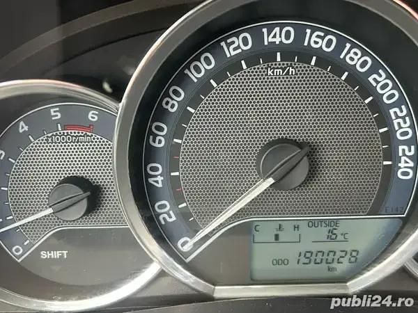 Utilizat 2015 Toyota Corolla Berlinǎ | 40.000 EUR - Imagine 1/4