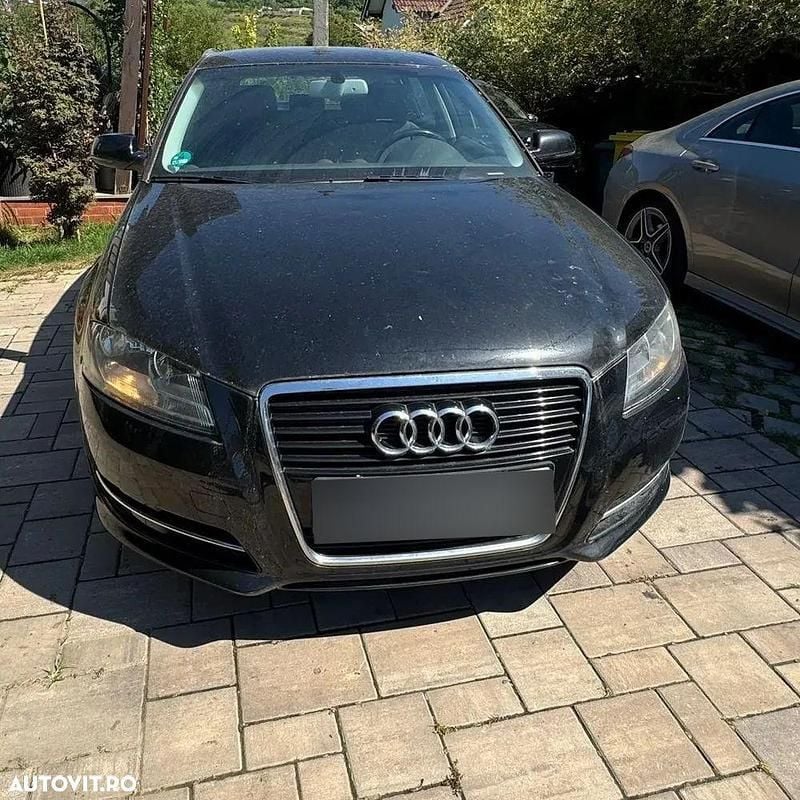 Culoarenegru Utilizat 2012 Audi A3 Sportback Ambiente Break | 7.500 EUR (Preț OK) - Imagine 1/4